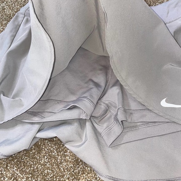 Nike golf skort skirt shorts gray mini circle skater athletic pull on SZ SM - Picture 8 of 10